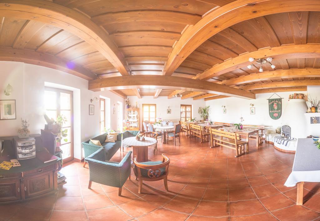 Juhfark Fogado Es Borhaz Bed & Breakfast Balatoncsicso Eksteriør bilde